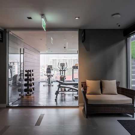 Voque Hotel & Serviced Residence Sukhumvit 51 Бангкок Экстерьер фото